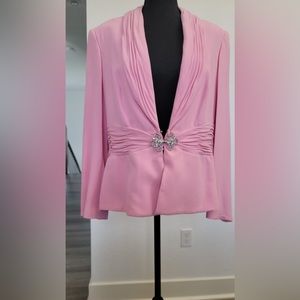 Gorgeous Escada blazer and skirt set size 44